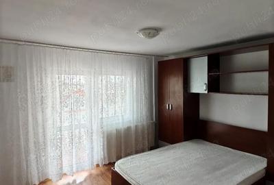 Apartament cu 2 camere decomandat în Central - 3