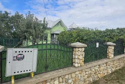 Casa de vanzare , Bradu - 4