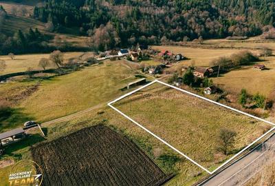 Teren de 3600 mp, în Central - 3