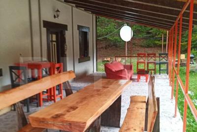 Vanzare cabana/pensiune, cu 7 camere, 190 mp, zona Pojora - 9