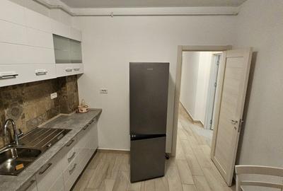 Apartament cu 2 camere decomandat în Tractorul - 1
