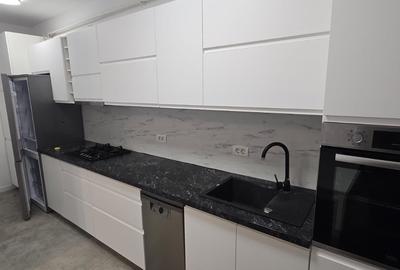 Casă cu 4 camere cu Canalizare în Central - 13