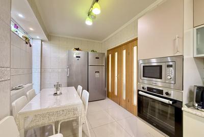 Vila P+2, construita in 2010 | Andronache, Sector 2 - 14