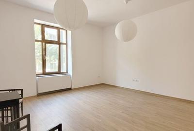 De vânzare apartament 3 camere, renovat, zonă semicentrală - 2