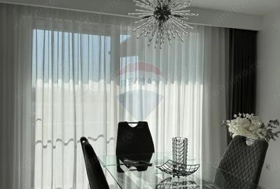 Apartament cu 4 camere decomandat în Central - 2