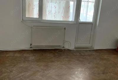 Apartament cu 3 camere semidecomandat în Central - 4