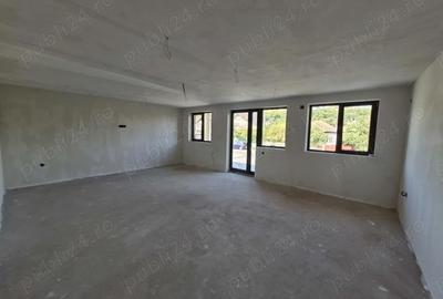 Casă cu 6 camere cu Teren 1707 Mp în Schela - 10