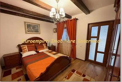 Casă cu 3 camere cu Teren 1000 Mp în Brătianu - 1