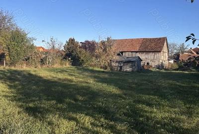 Teren de 2833 mp, în Central - 2