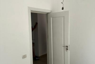 Rosu, Vila- Duplex, P+2. Imobil stil Italienesc! - 2