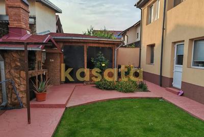 Casă cu 7 camere cu Canalizare în Central - 6