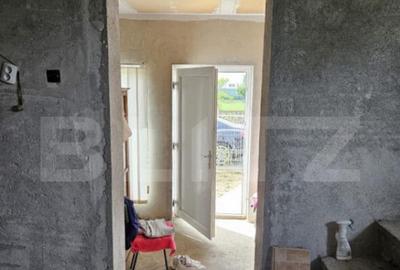 Casa de vanzare, 37 mp utili/nivel, teren 500 mp, zona Berc - 7