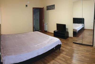 Garsonieră decomandată, mobilată în Păcii - 2