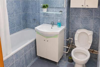 Apartament cu 3 camere decomandat în Central - 8