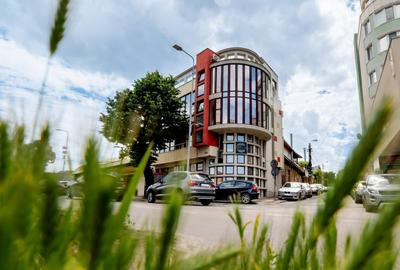 Cladire S+P+2+M centrul orasului pe Bld.Mamaia cu 3 apartamente+spatiu comercial - 2