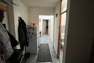 Apartament cu 3 camere decomandat, mobilat în Nicolina - 2