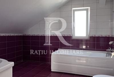Apartament cu 3 camere în Central - 8