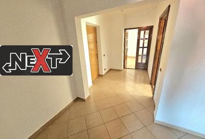 Apartament cu 3 camere decomandat în 1 Mai - 7