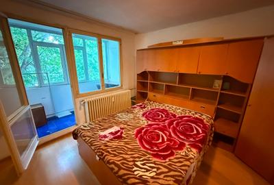 Apartament cu 3 camere decomandat în Drumul Taberei - 5