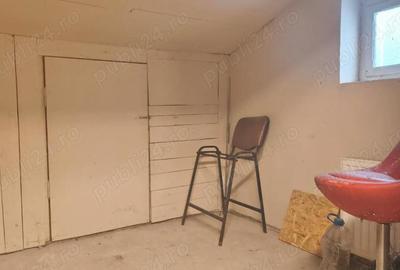 Spațiu comercial, de 77 mp, în Central - 3