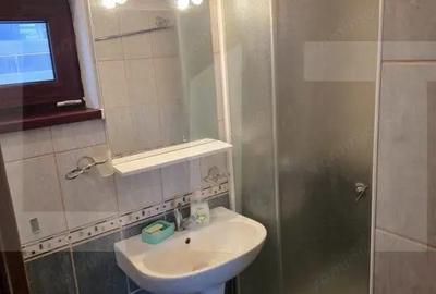 Casă cu 7 camere cu Teren 1384 Mp în Cernat - 2