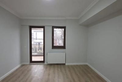 Apartament cu 3 camere semidecomandat în Dămăroaia - 2
