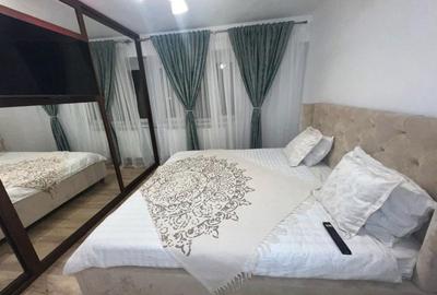 Apartament cu 2 camere decomandat în Palazu Mare - 2