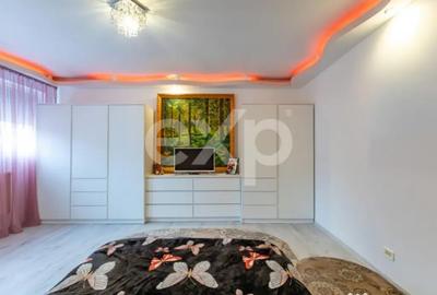 Casă cu 6 camere cu Teren 265 Mp în Mărgineni - 10