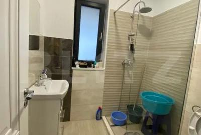 Casă cu 7 camere cu Teren 3500 Mp în Mociu - 10