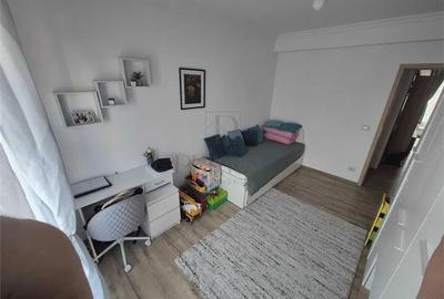 GIROC - 3 CAM - ETJ.1 - LOC PARCARE - BLOC - VILA - SPATIOS - ZONA EXCELENTA - 3