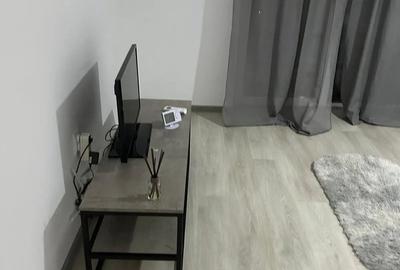 Bloc nou,et II, decomandat, mobilat, Calea URSENI. - 6