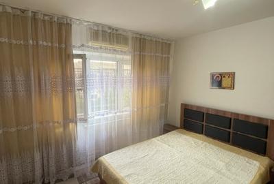 Apartament de vanzare, cu 2 camere decomandat, 50mp, etaj 4, zona Hotvon - 7