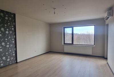 Apartament cu 2 camere decomandat în Teilor - 1