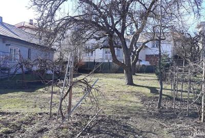 Teren de 1371 mp, în Ultracentral - 4