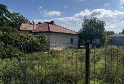 Casă cu 4 camere în Topraisar - 2