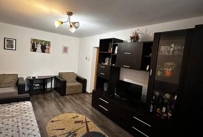 Apartament cu 2 camere semidecomandat, mobilat în Podu Roș - 3