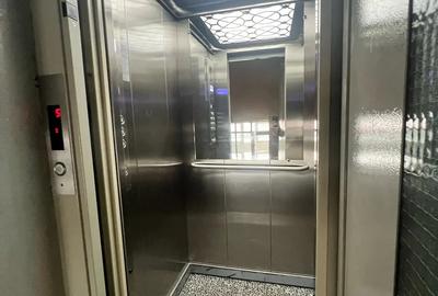 De vanzare apartament cu 2 camere - 8