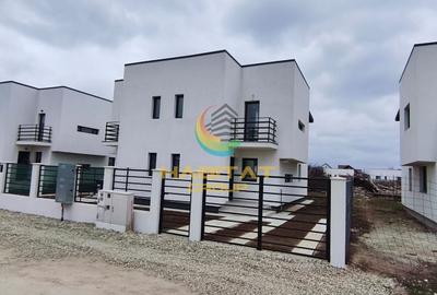 Duplex cu 3 camere cu Canalizare în Berceni - 1