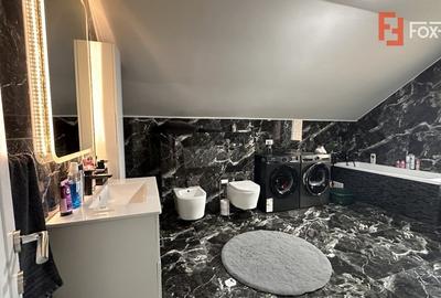 Casă individuală cu 8 camere cu Canalizare în Moșnița Nouă - 22