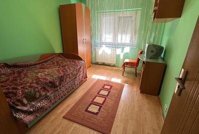 Apartament cu 3 camere decomandat în Central - 2