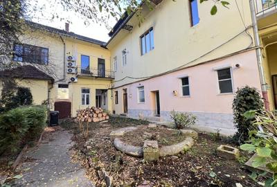 Apartament cu 2 camere semidecomandat, mobilat în Central - 2