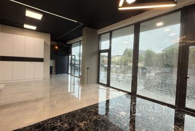 Spatiu comercial vitrat si finisat in Andrei Muresanu - 2