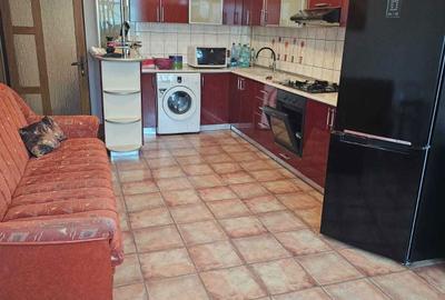 Apartament cu 2 camere decomandat în Central - 1