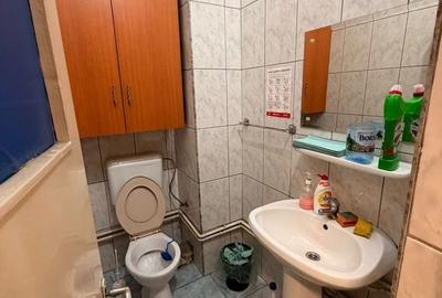 Spațiu comercial, de 60 mp, în Universitate - 3