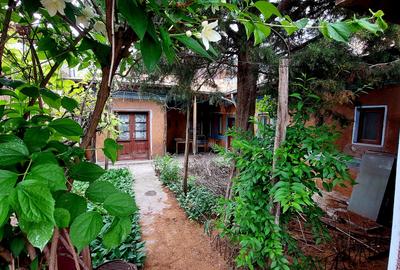 Casa si teren in Orasul Chitila - 1