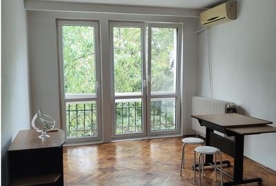 Apartament cu 2 camere semidecomandat, mobilat în Titan - 3