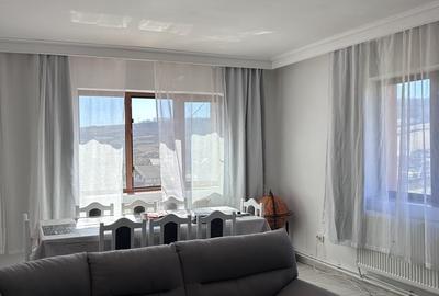 Casă cu 5 camere cu Teren 200 Mp în Central - 9