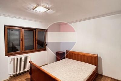 Apartament cu 3 camere semidecomandat în Băncilor - 3