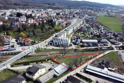 Teren de vanzare in Curtea de Arge?, zona Ultracentrala, vizavi de Manastirea Curtea de Arge?. - 2