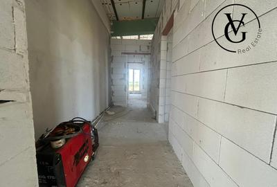 Apartament cu 4 camere semidecomandat în Mamaia-Sat - 7